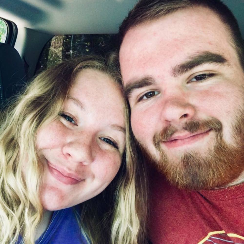 Meet your Posher, Chloe